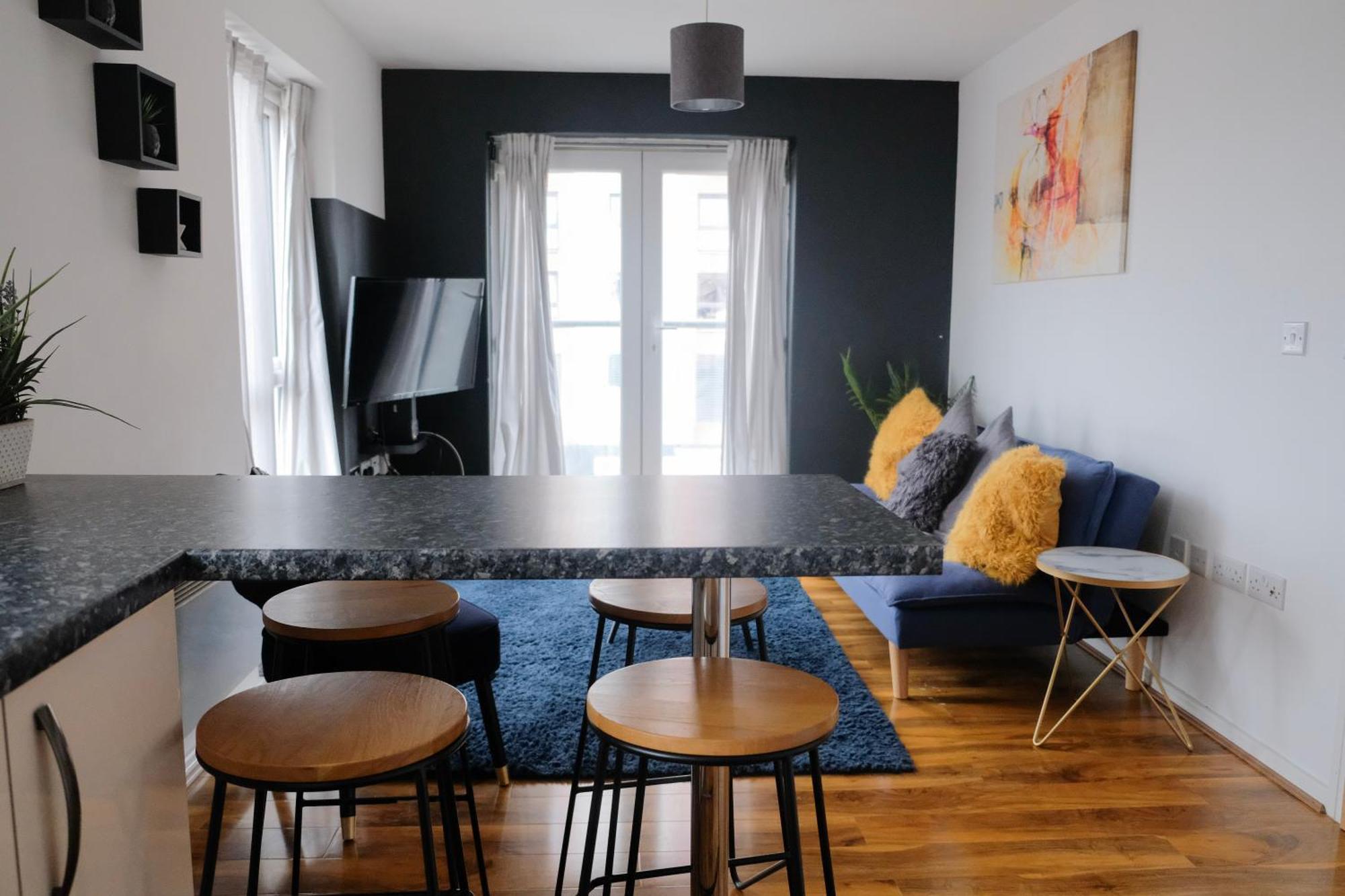 Apartment Lord Street With Free Parking & Wifi- Salford Uni, Victoria Station, Ao Arena Manchester
